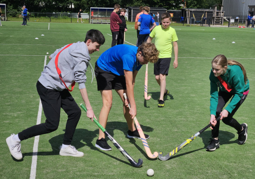 Sportdag leerjaar 3 Groevenbeek Putten