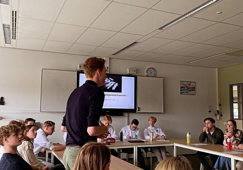 Ermelose Jongerendebat op Groevenbeek