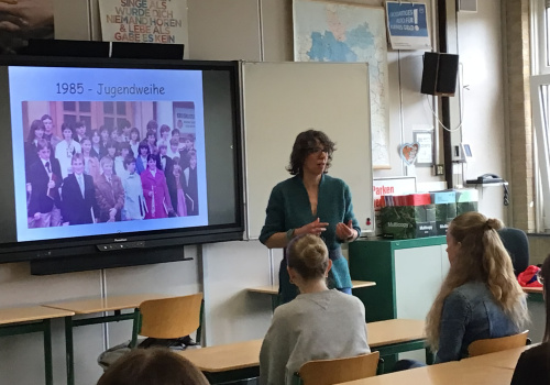 Bezoek van Jacqueline Eckhardt aan school