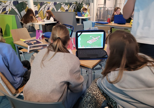 De Themaklas Kunst: wervelend van start!